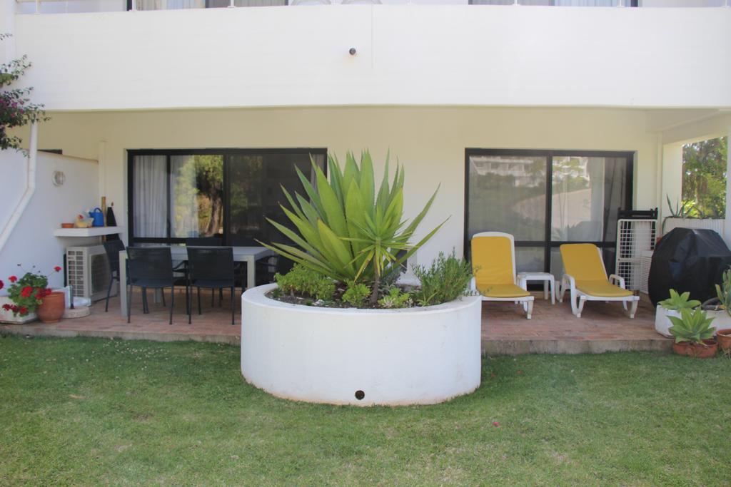 By The Apartamento Almancil